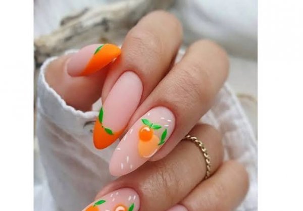  طرح ناخن پاییزی فرنچ