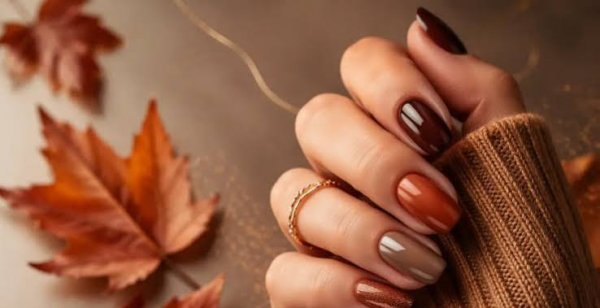  طرح ناخن پاییزی فرنچ