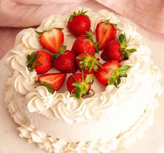  عکس کیک خامه ای