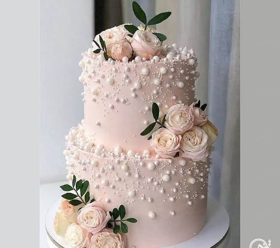  عکس کیک چند طبقه با تزئین گل برای عروسی