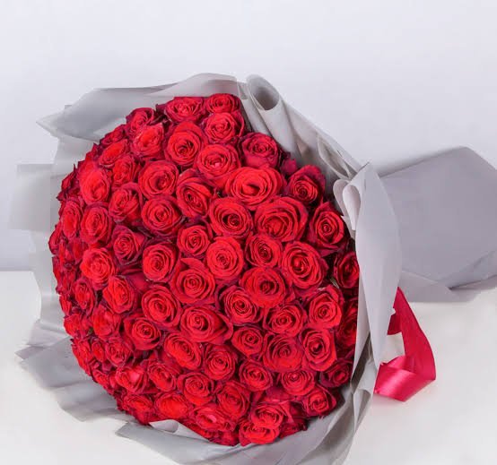  عکس هنری دسته گل رز قرمز