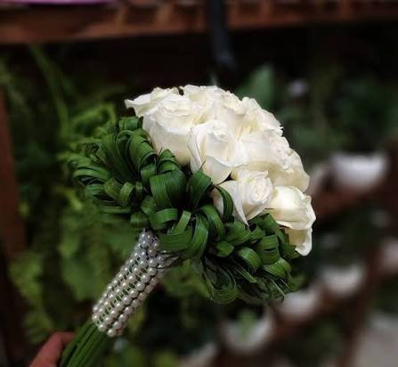 عکس دسته گل رز سفید جدید برای عقد و عروسی