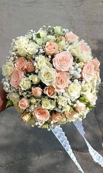  دسته گل عروس رز مینیاتوری