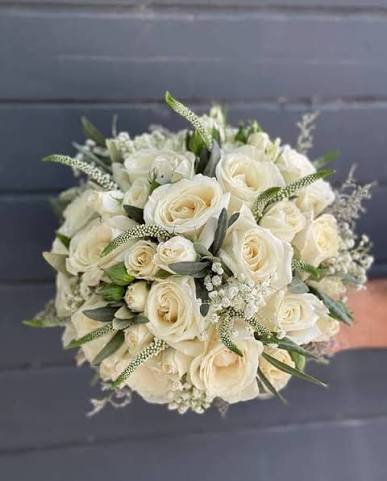  دسته گل عروس رز مینیاتوری