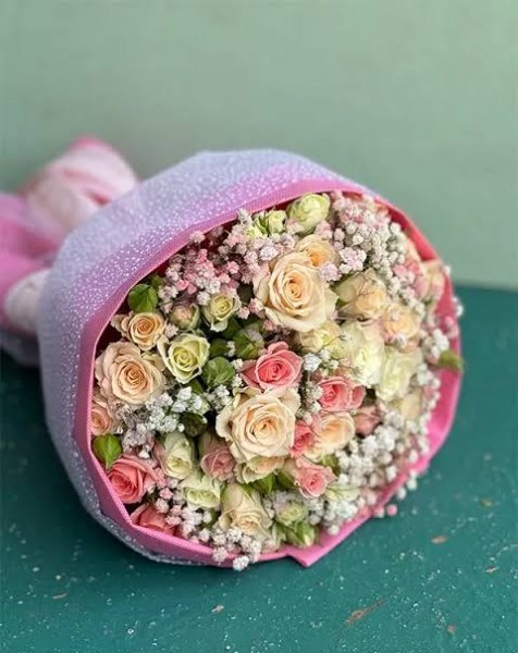  دسته گل عروس رز مینیاتوری