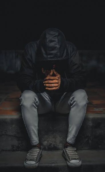  عکس پروفایل دارک پسر با هودی