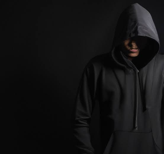  عکس پروفایل دارک پسر با هودی