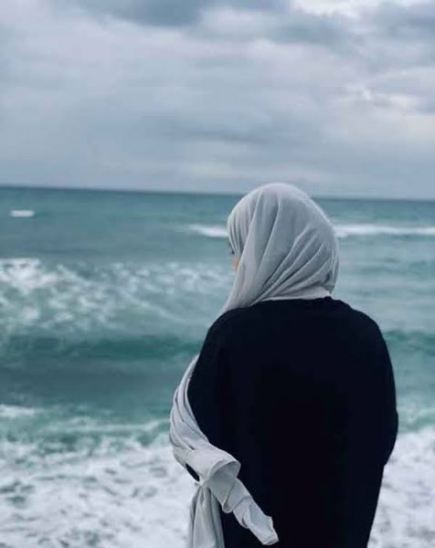  عکس دختر کنار دریا با چهره