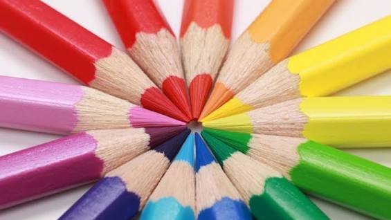  عکس پس زمینه مداد رنگی با کیفیت عالی