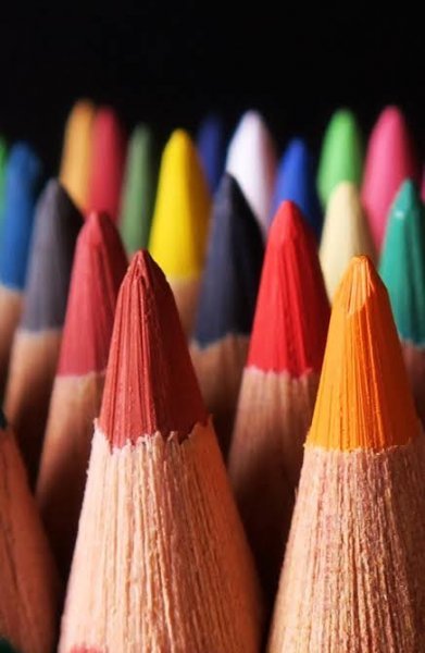  عکس پس زمینه مداد رنگی با کیفیت عالی