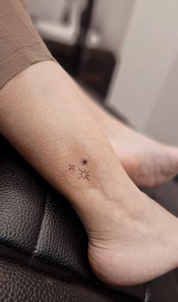  عکس طرح تاتو ساق پا زنانه