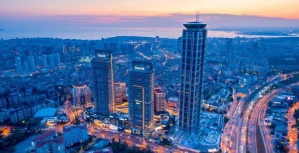  عکس بلندترین برج ترکیه