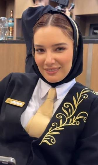  عکس خلبان زن