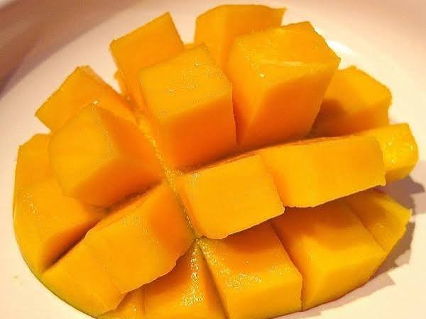  عکس میوه گرمسیری انبه با کیفیت بالا