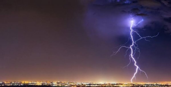  عکس رعد و برق زیبا در آسمان