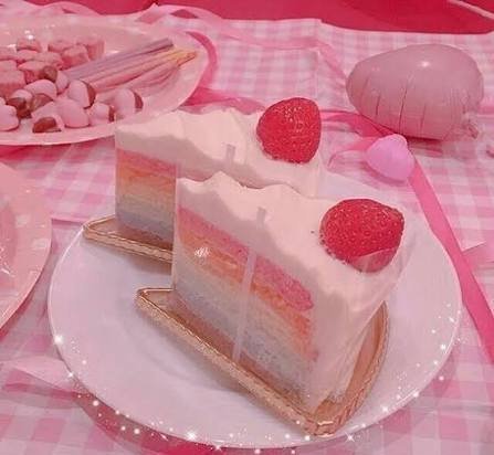  عکس شیرینی های صورتی کیوت