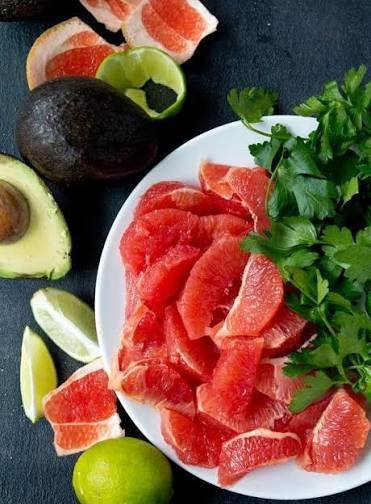 عکس آووکادو قرمز