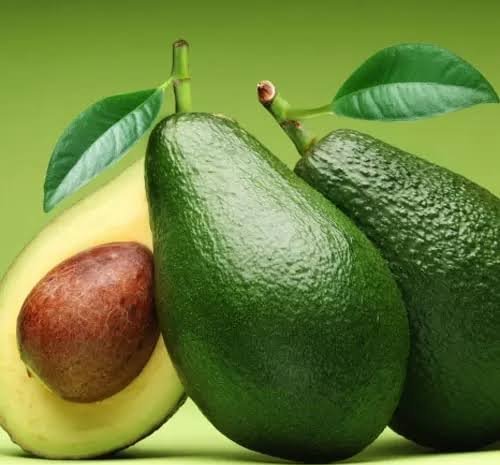  عکس آووکادو قرمز