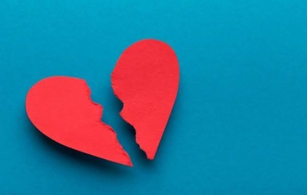  پروفایل عکس قلب شکسته پسر