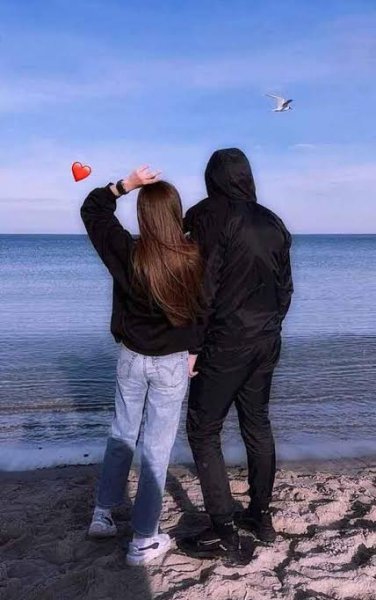  عکس زوج رمانتیک در ساحل دریا