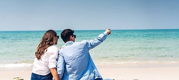 عکس ساحل شنی رمانتیک