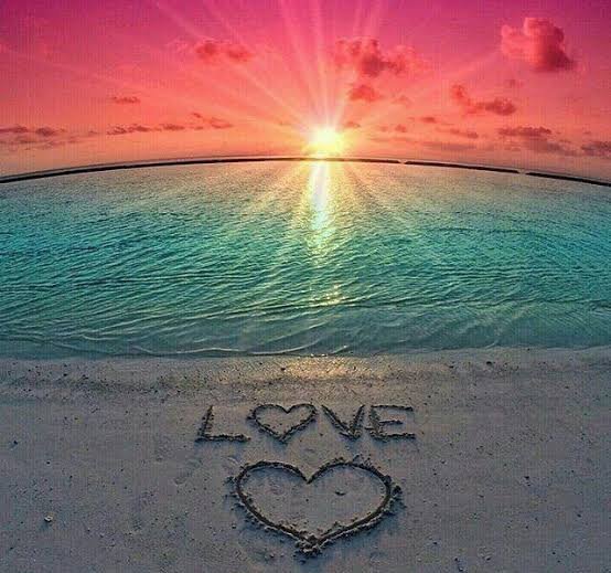  عکس عاشقانه لب دریا