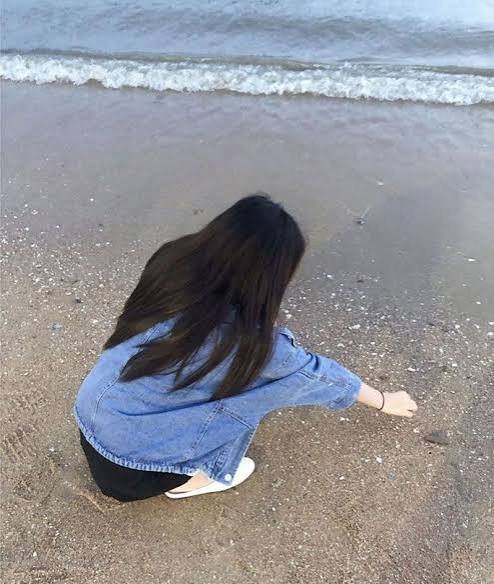  ژست عکس کنار دریا بدون چهره
