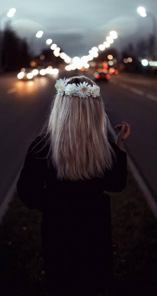  عکس تصویر زمینه دختر جذاب و زیبا کیفیت بالا