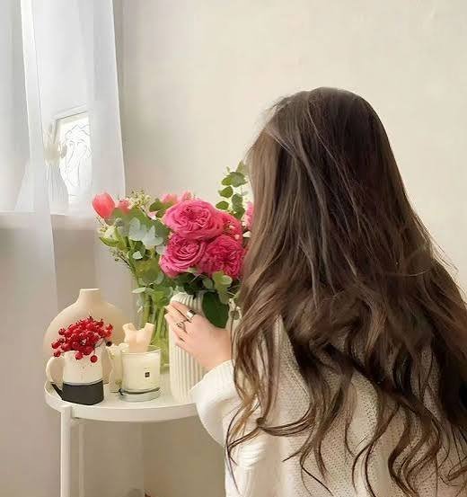  عکس پروفایل دختر خوشحال و خندان زیبا