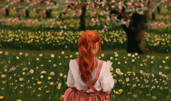 عکس پروفایل دختر ناز و خوشگل در باغ