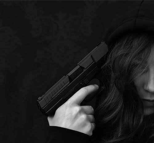  عکس تفنگ برای پروفایل دخترونه