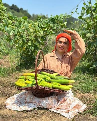  عکس کشاورز در مزرعه