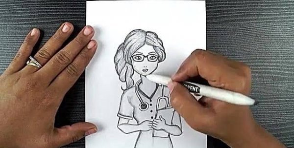  نقاشی خانم دکتر آسان