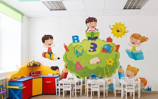  عکس کودکان در مهد کودک کارتونی