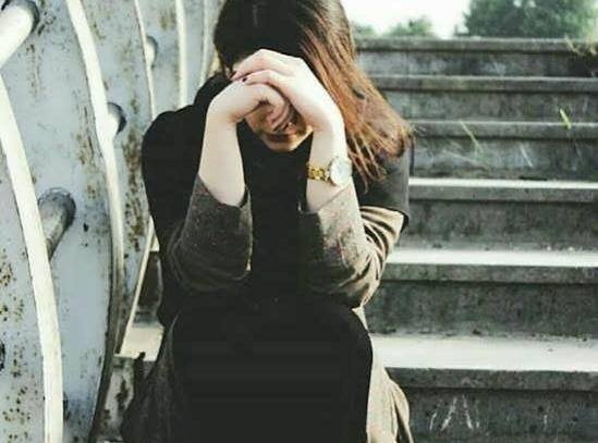 دانلود عکس دختر تنها برای پروفایل