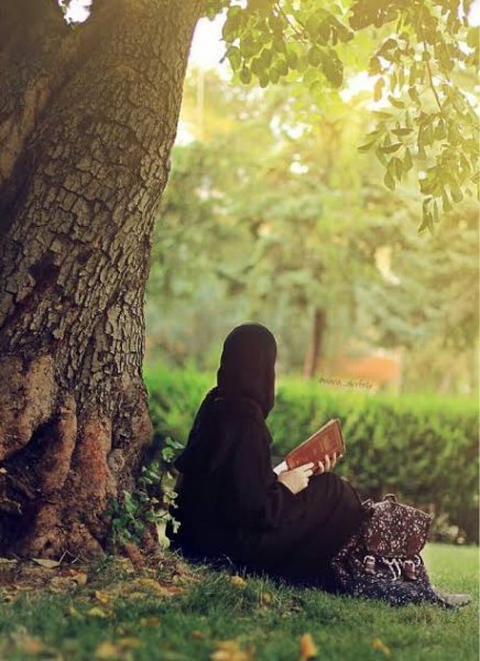  دانلود عکس دختر تنها برای پروفایل