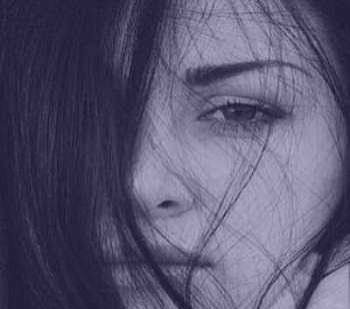  دانلود عکس دختر تنها برای پروفایل