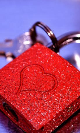  جدیدترین والپیپر قلب قرمز عاشقانه برای پروفایل