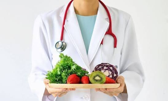  عکس برای دکتر متخصص تغذیه و کاهش وزن