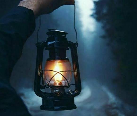 عکس چراغ‌های فانوسی برای پروفایل