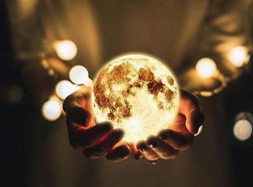  عکس چراغ‌های فانوسی برای پروفایل