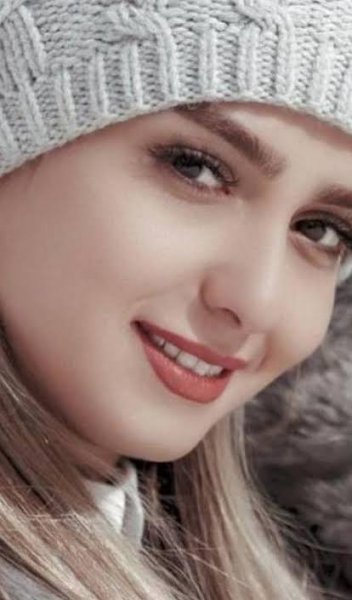  عکس پرتره دختر جوان