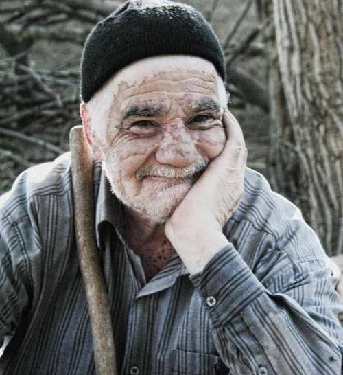  عکس پرتره مرد مسن با کیفیت برای پروفایل