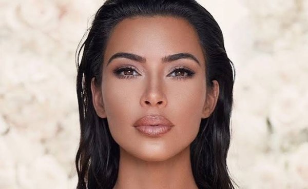  عکس کیم کارداشیان با کیفیت بالا