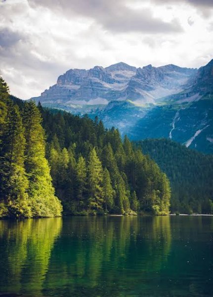  عکس با کیفیت از منظره کوهستان برای زمینه موبایل