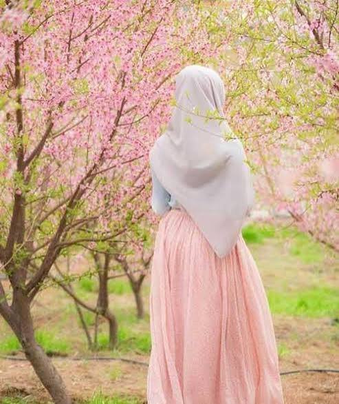  عکس پروفایل دختر در مزرعه با کیفیت HD