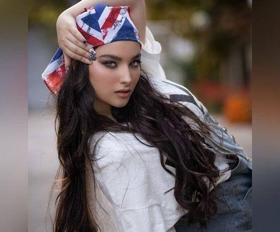  عکس مدل زن با استایل خاص