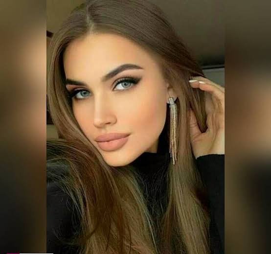  عکس دختر مدل با آرایش حرفه ای