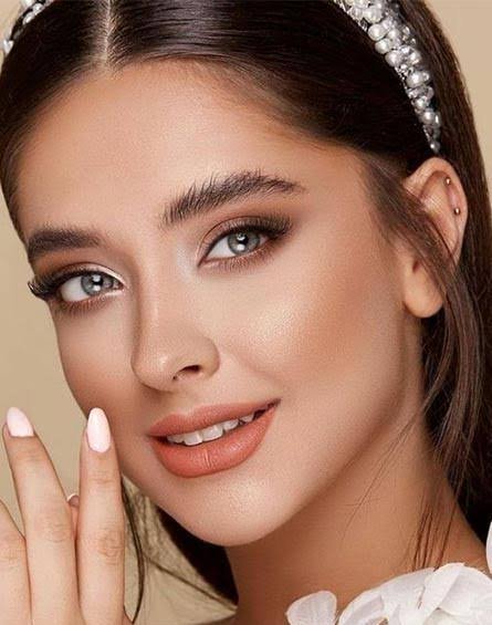  عکس دختر مدل با آرایش حرفه ای