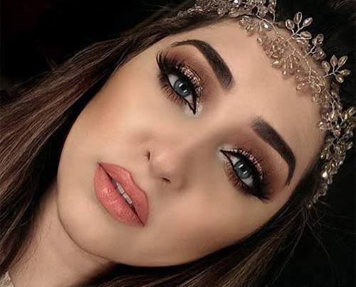  عکس مدل زن با آرایش هنری و کیفیت بالا